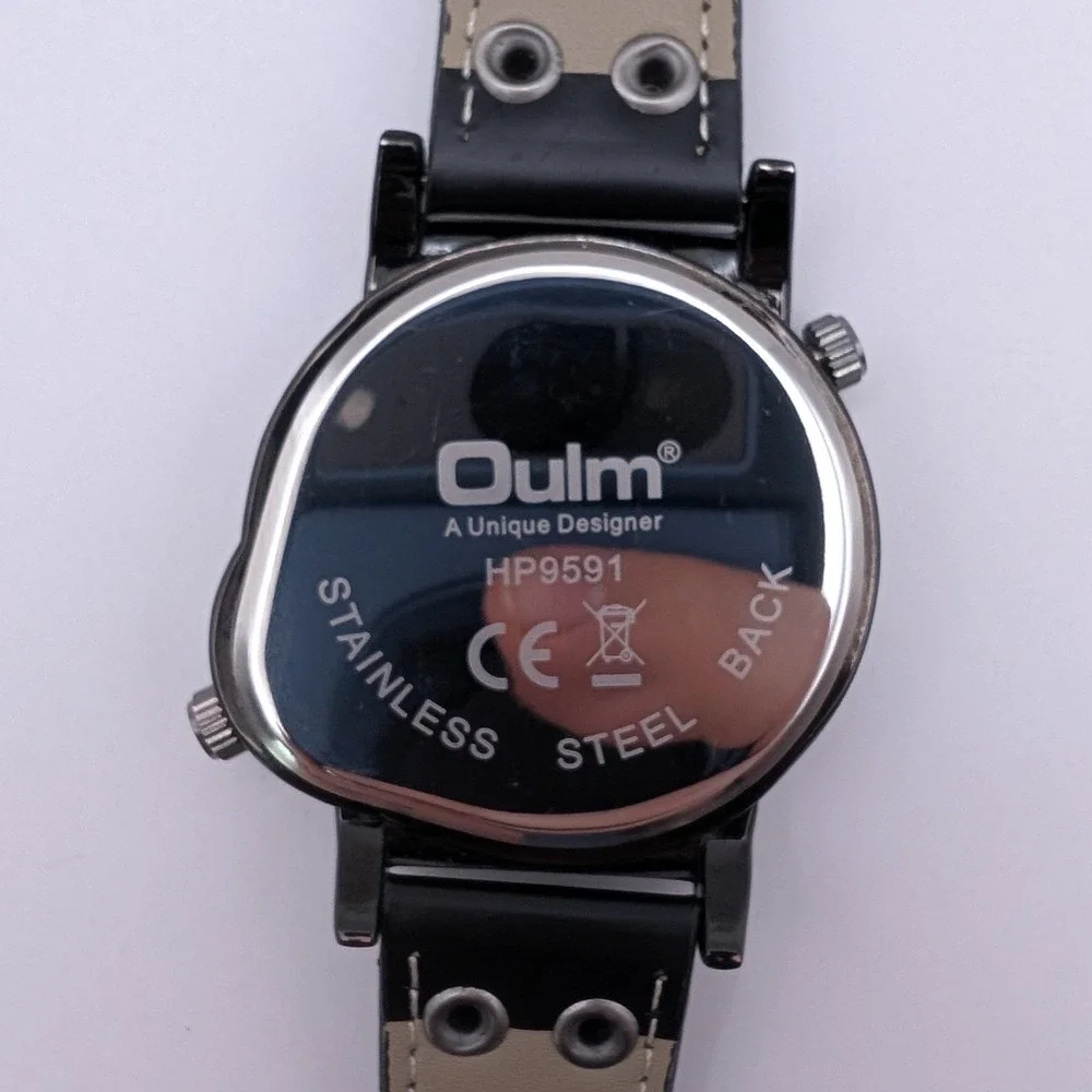 Oulm Multi-dial Black Round Case Black Watch 9591,‎ New Batteries